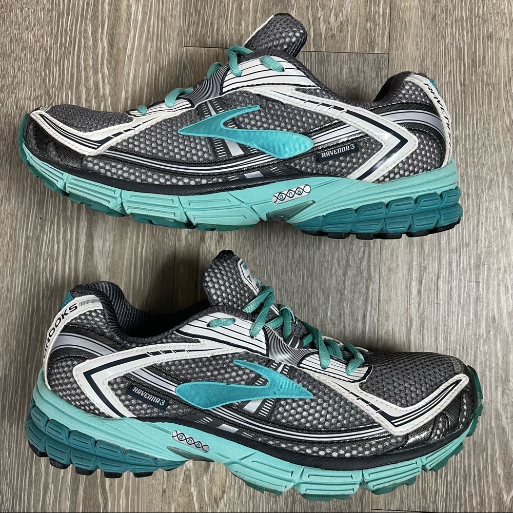 BROOKS RAVENNA 3 Silver / Turquoise Running Shoes 1201071B594 Womens Size 9 B